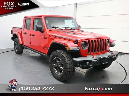 Used 2022 Jeep Gladiator Rubicon w/ LED Lighting Group AWD/4WD image 2
