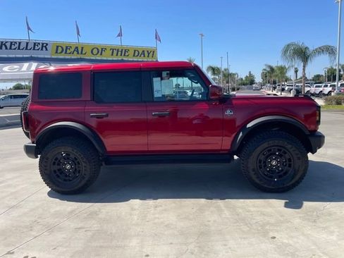 New 2026 Ford Bronco Outer Banks w/ Sasquatch Package AWD/4WD image 6