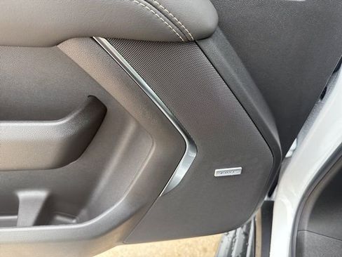 New 2026 GMC Yukon XL Elevation AWD/4WD image 12