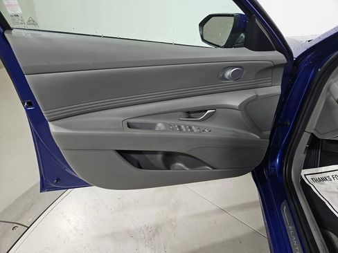 Certified 2024 Hyundai Elantra SEL w/ Convenience Package FWD image 12
