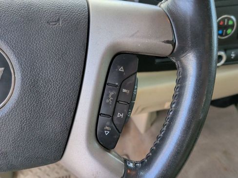 Used 2012 Chevrolet Silverado 1500 LT w/ Interior Plus Package RWD image 19