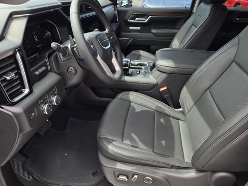 New 2026 GMC Sierra 1500 Denali w/ Denali Reserve Package AWD/4WD image 8