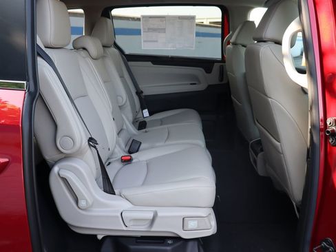 Used 2026 Honda Odyssey EX-L image 14