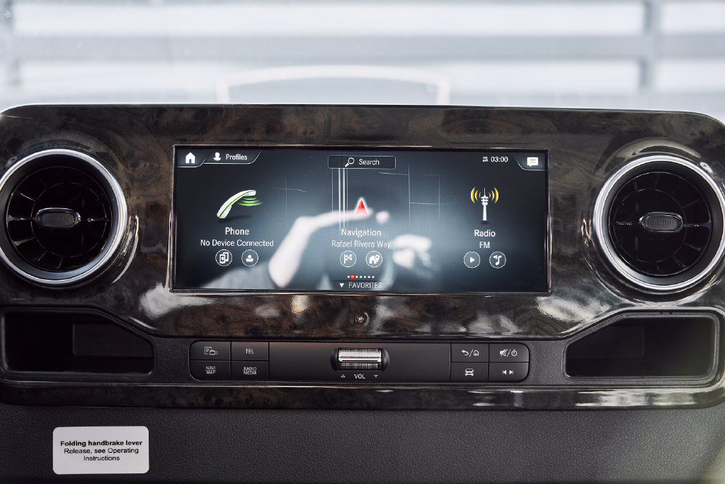 Used 2019 Mercedes-Benz Sprinter 144 image 64