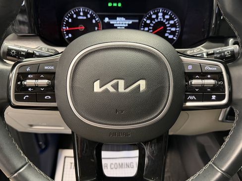 Used 2022 Kia Sorento SX FWD image 17