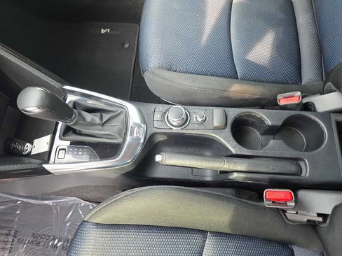 Used 2018 Toyota Yaris iA image 11