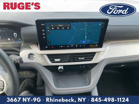 Used 2025 Ford Explorer Active image 18
