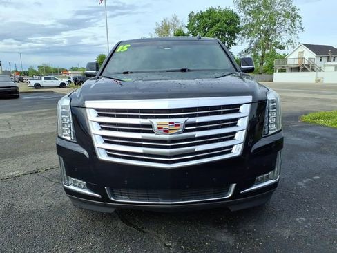 Used 2015 Cadillac Escalade ESV Platinum AWD/4WD image 2