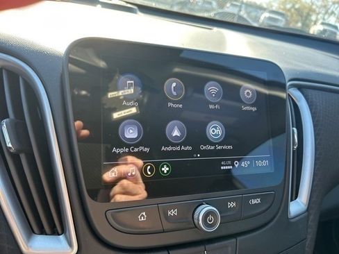 Used 2025 Chevrolet Malibu RS image 9