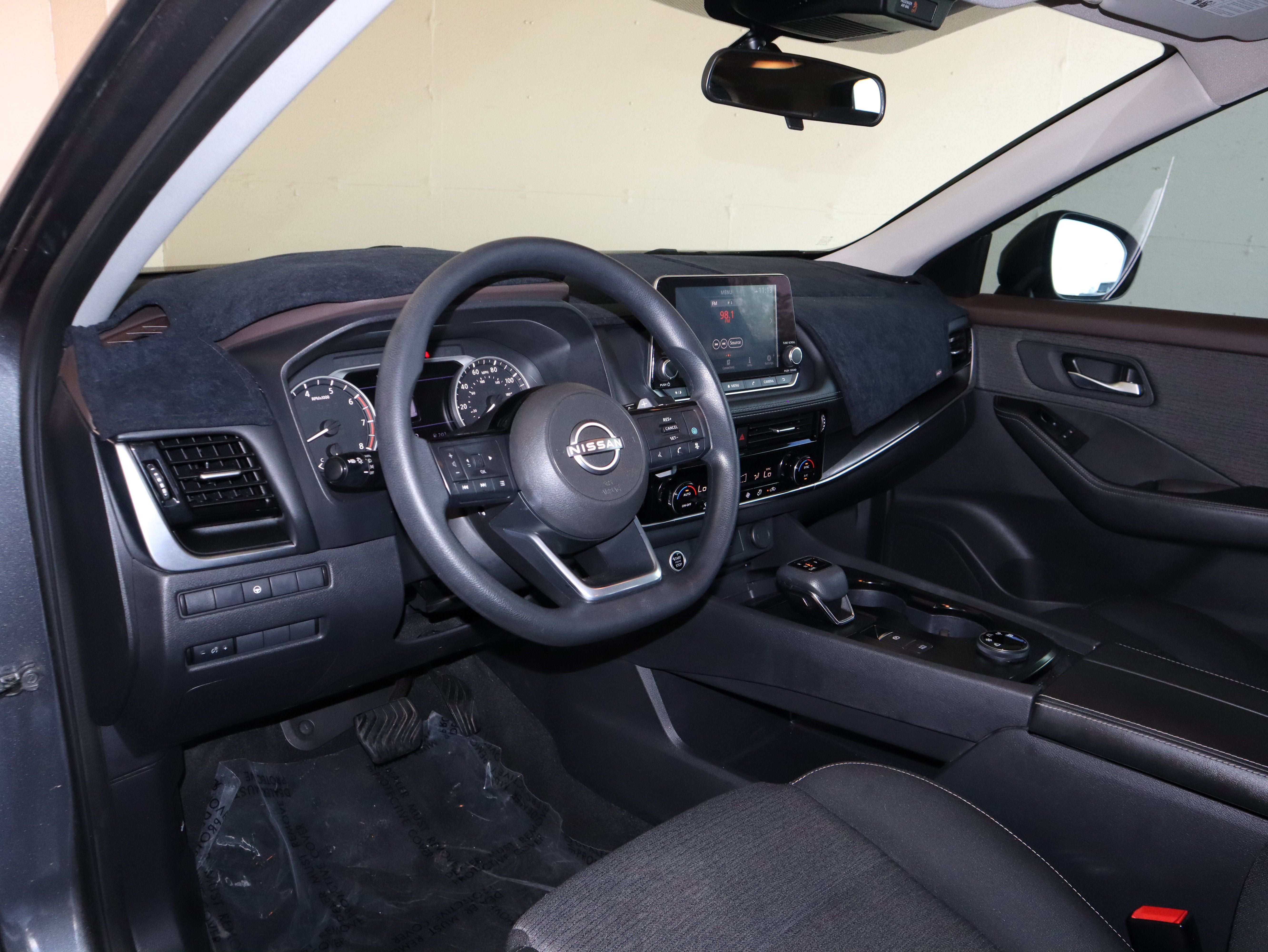 Used 2023 Nissan Rogue SV AWD/4WD image 21