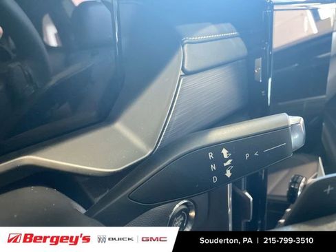 New 2026 GMC Acadia Elevation w/ Black Edition FWD image 7