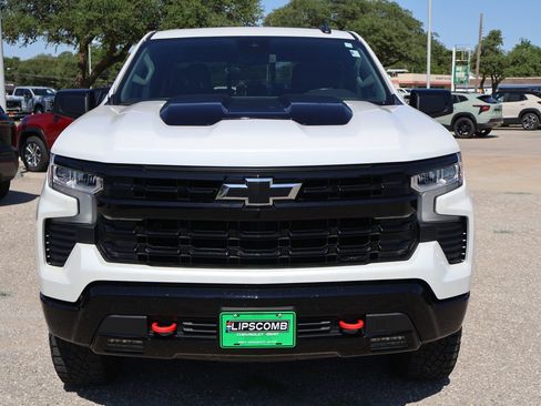 Used 2024 Chevrolet Silverado 1500 LT Trail Boss w/ Convenience Package II AWD/4WD image 6