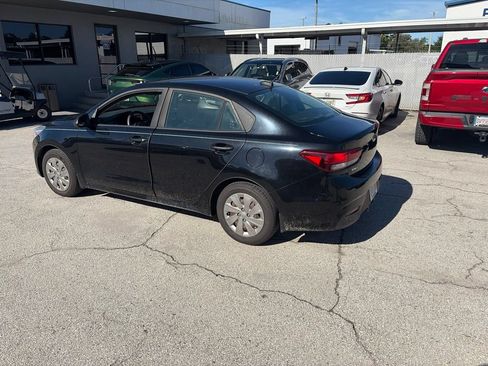 Used 2018 Kia Rio LX FWD image 4