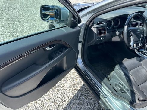 Used 2012 Volvo XC70 T6 image 9