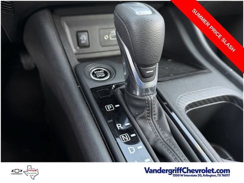 Used 2025 Nissan Sentra S FWD image 18