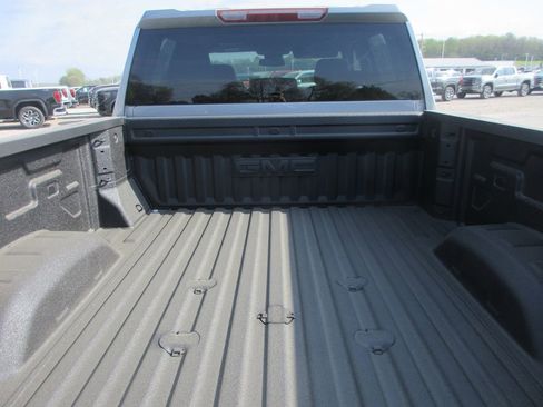 New 2026 GMC Sierra 2500 SLT AWD/4WD image 7