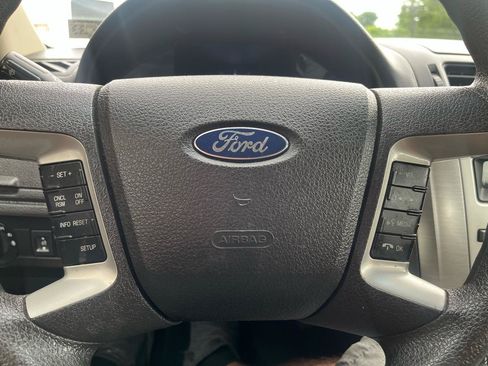 Used 2012 Ford Fusion SE FWD image 21