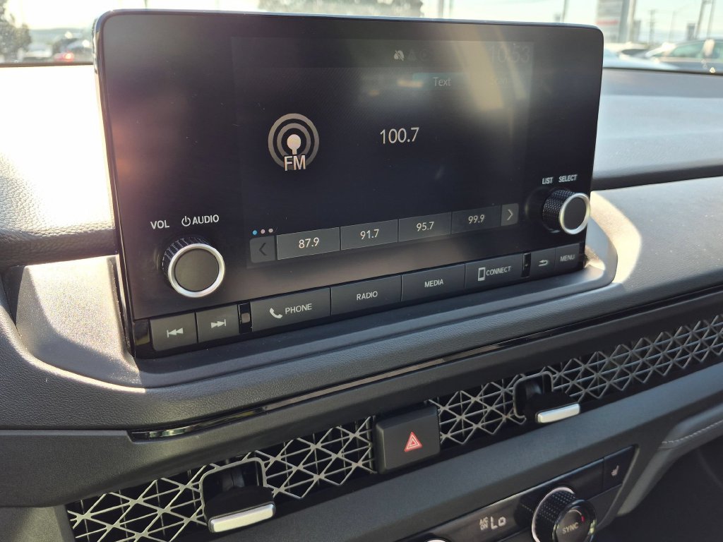 Used 2025 Honda Accord SE image 17