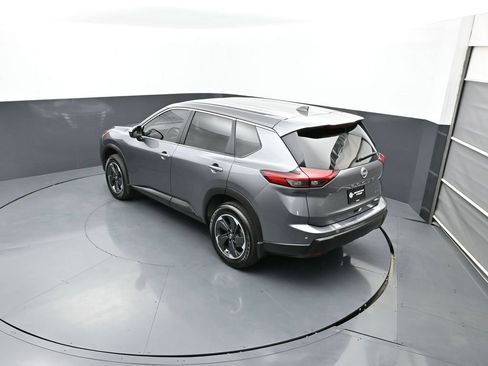 Used 2026 Nissan Rogue SV AWD/4WD image 37
