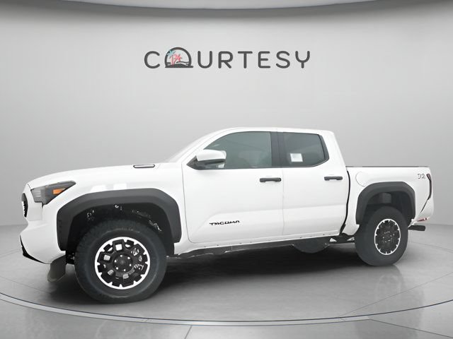 Certified 2025 Toyota Tacoma TRD Off-Road AWD/4WD image 4