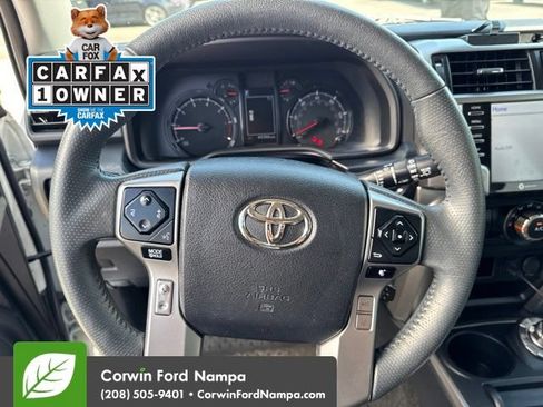 Used 2021 Toyota 4Runner SR5 Premium w/ Moonroof Package AWD/4WD image 7