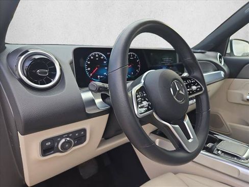 Certified 2021 Mercedes-Benz GLB 250 image 10