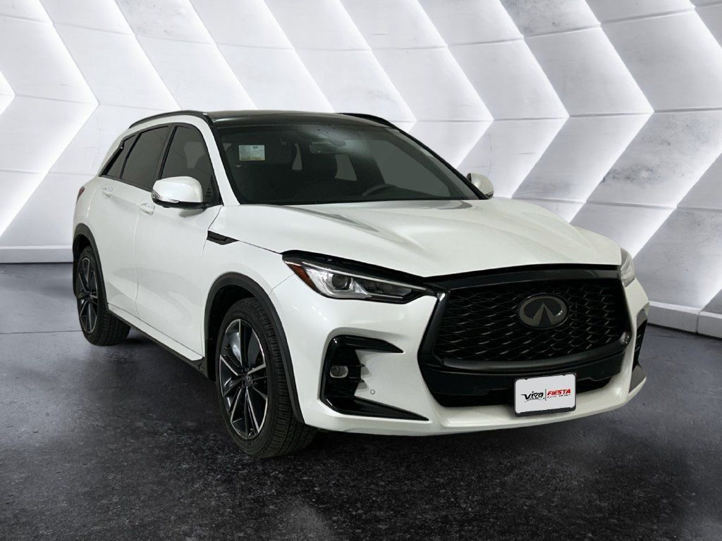 Used 2024 INFINITI QX50 Sport FWD image 1