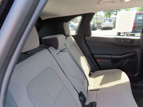 Used 2022 Ford Escape SE w/ Convenience Package FWD image 30
