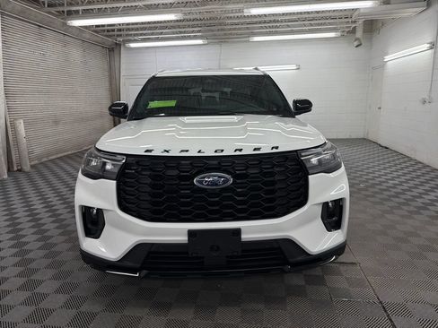 New 2026 Ford Explorer ST-Line RWD image 15