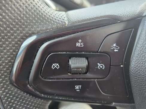 Used 2023 Chevrolet TrailBlazer LT w/ Convenience Package AWD/4WD image 14
