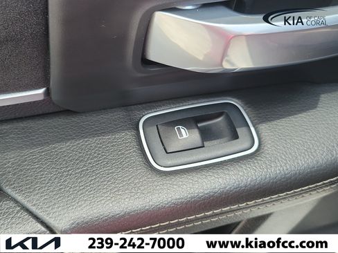 Used 2020 RAM 3500 Laramie AWD/4WD image 15