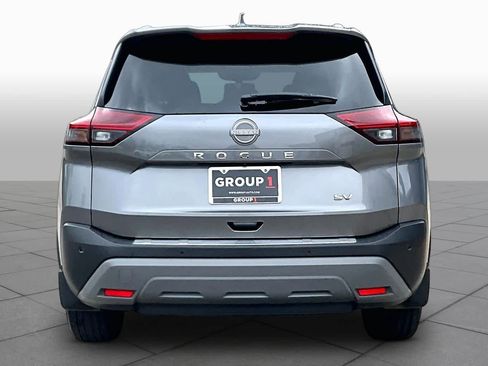 Certified 2023 Nissan Rogue SV w/ SV Premium B Package image 5