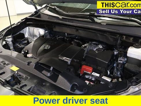 Used 2019 Toyota Highlander XLE image 17