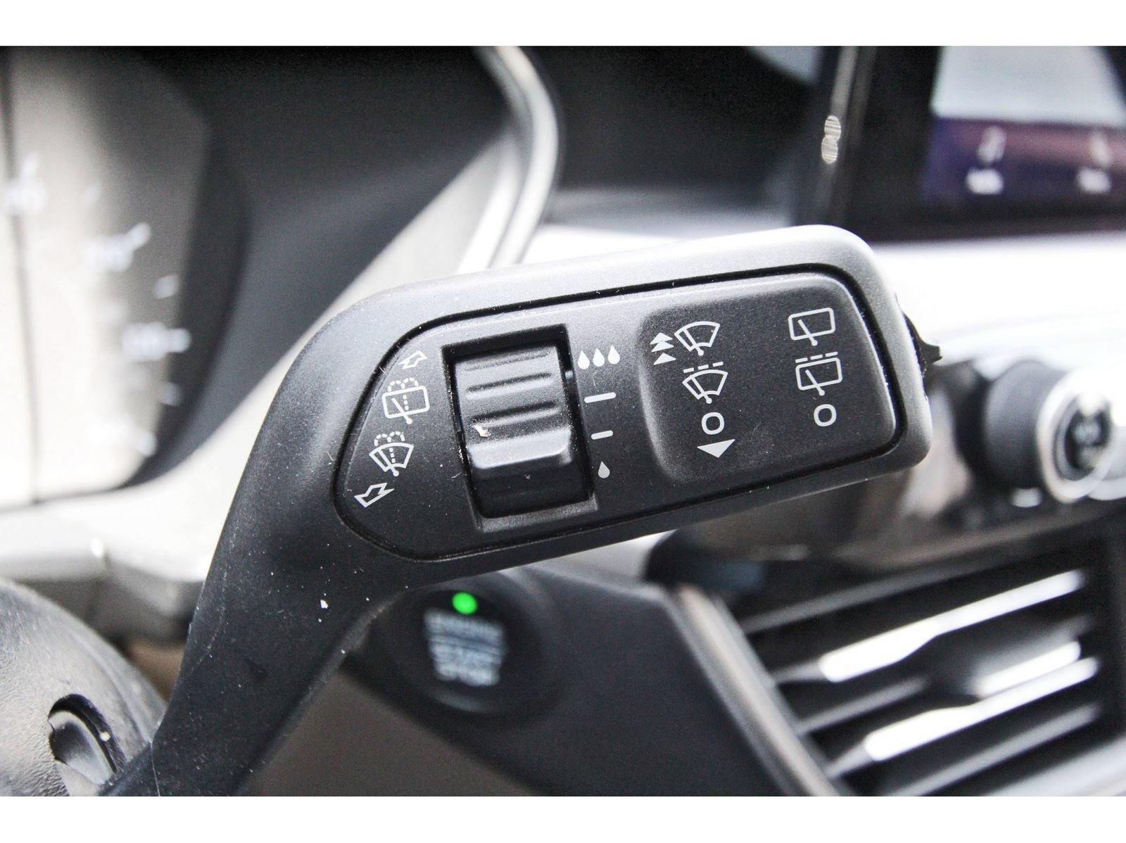 Used 2022 Ford Escape SE AWD/4WD image 22