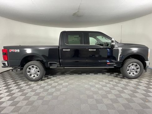 New 2026 Ford F250 King Ranch w/ Chrome Package AWD/4WD image 2