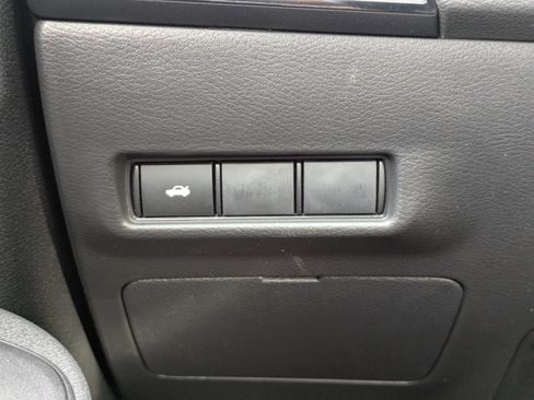 New 2026 Nissan Sentra SV w/ Floor Mat Package FWD image 24