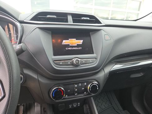Used 2023 Chevrolet TrailBlazer LT image 12