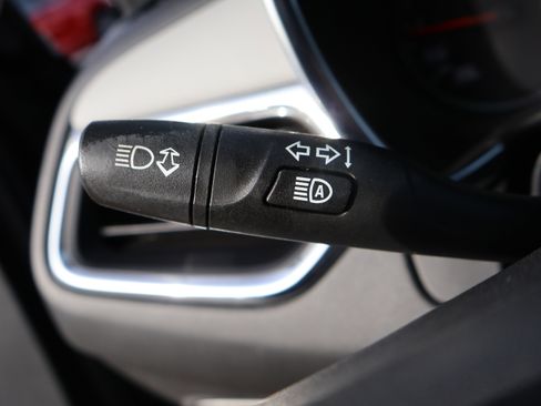 Used 2022 Chevrolet Equinox LS w/ LS Convenience Package image 35