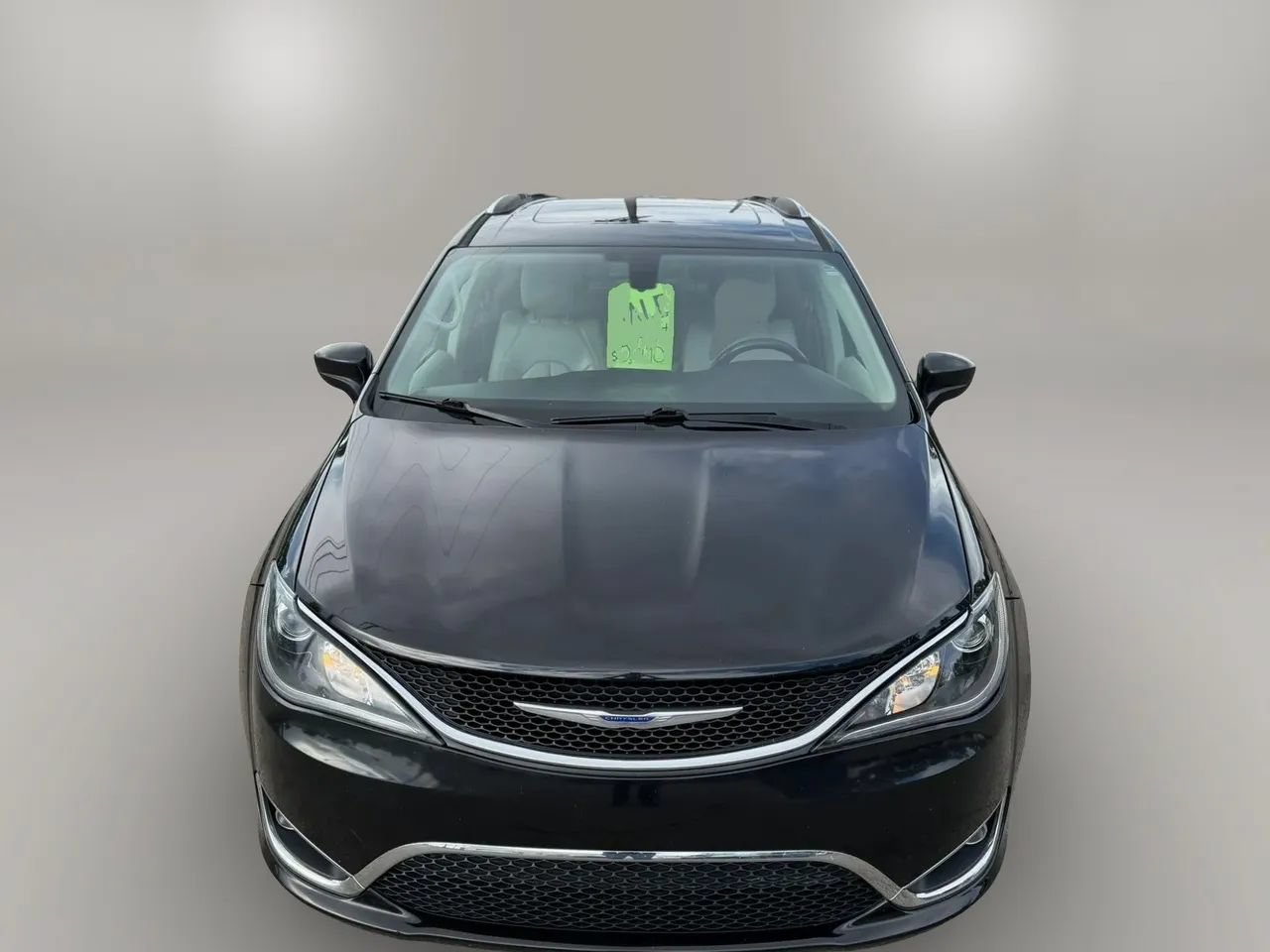 Used 2018 Chrysler Pacifica Touring-L Plus w/ Tire & Wheel Group FWD image 3