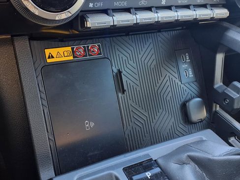 Certified 2024 Toyota Tacoma 4x4 Double Cab Hybrid image 11