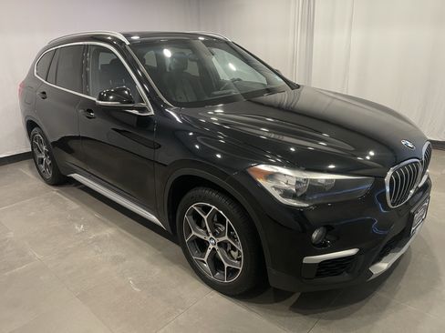 Certified 2018 BMW X1 xDrive28i w/ Convenience Package AWD/4WD image 3