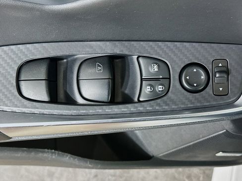 Used 2024 Nissan Sentra SR w/ SR Premium Package image 15