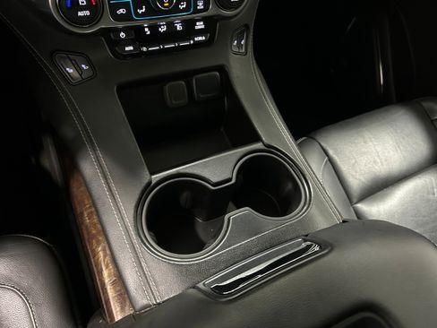 Used 2017 Chevrolet Tahoe LT image 8