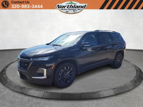 Used 2022 Chevrolet Traverse RS image 1