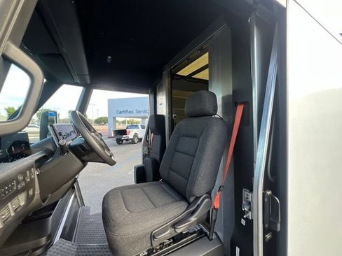 Used 2023 Chevrolet Brightdrop 600 w/ Active Safety Package 2 AWD/4WD image 20