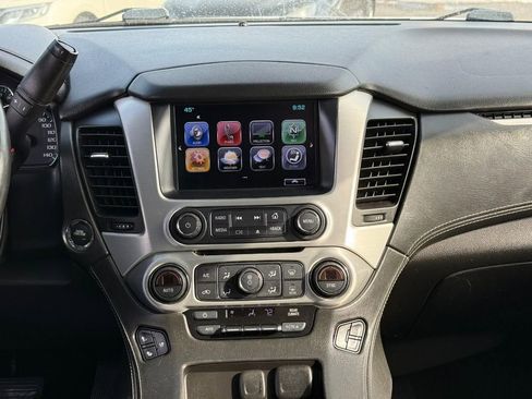 Used 2017 GMC Yukon SLT image 13