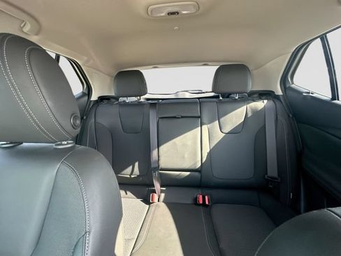 Used 2023 Buick Encore GX Select w/ Sport Touring Package FWD image 20