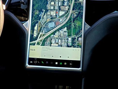 Used 2015 Tesla Model S 85D image 20