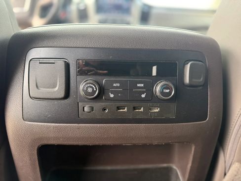 Used 2019 GMC Yukon XL Denali w/ Denali Ultimate Package AWD/4WD image 14