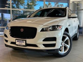 Used 2018 Jaguar F-PACE Premium video 1